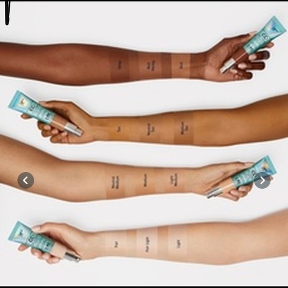 IT CC+ Cream Matte Foundation - Picture 6 of 6